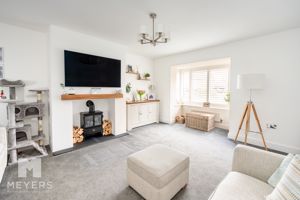 Photo 19- click for photo gallery